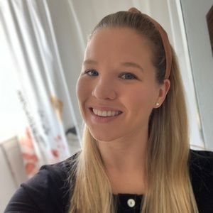 Meet your Posher, Hannah